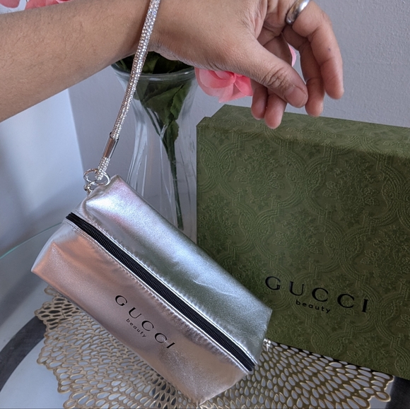 Gucci - Picture 6 of 11